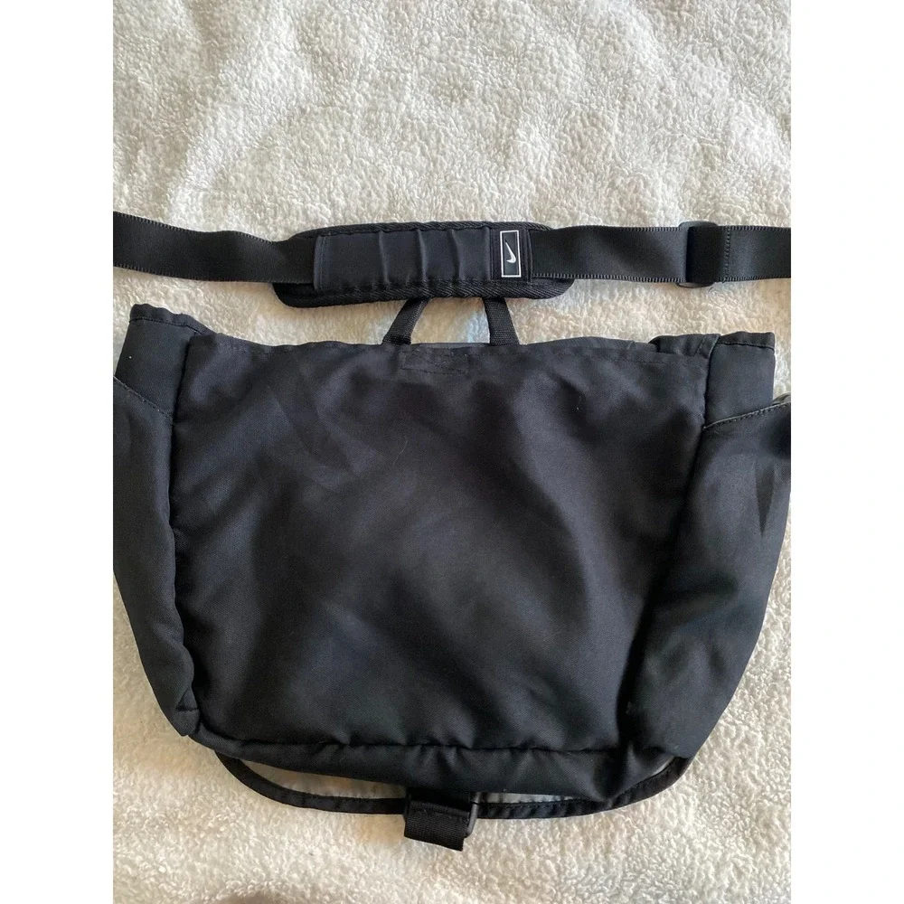 Nike Vintage Messenger Bag Black Grey Crossbody Swoosh Y2K Shoulder Bag Buckle